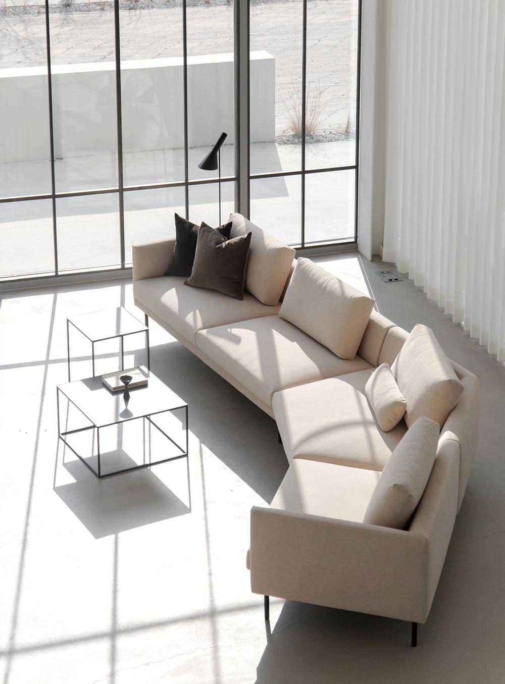 LINEAR SOFA / FABRIC