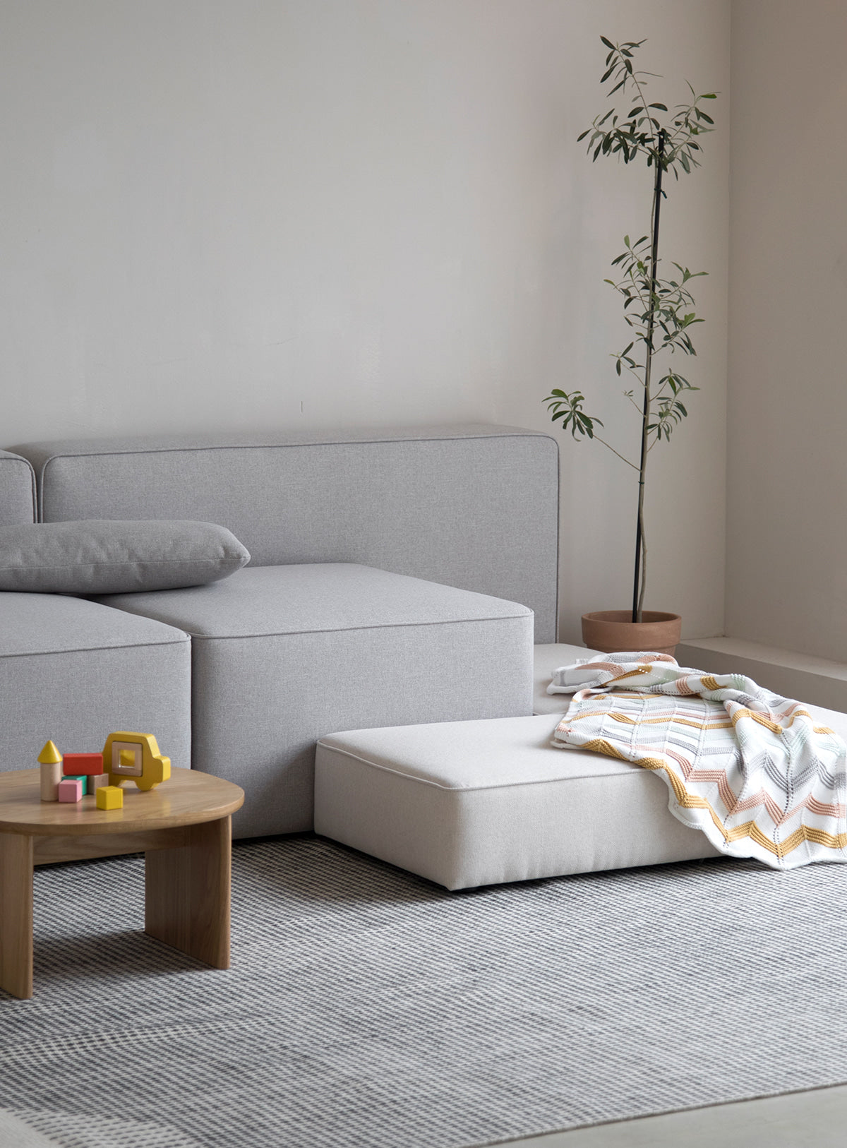 TIMELESS BABY SOFA