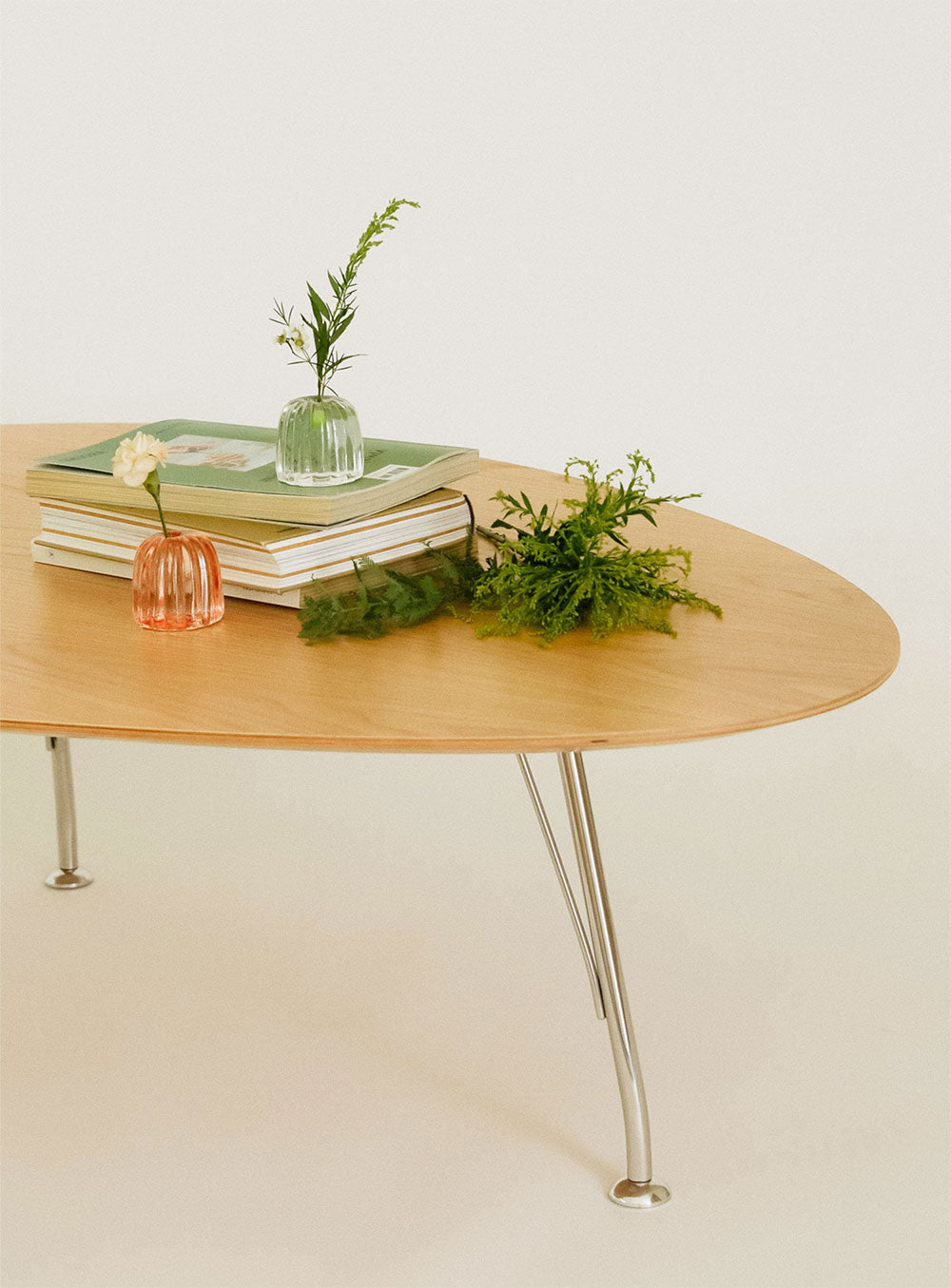 Prop Egg Low Table